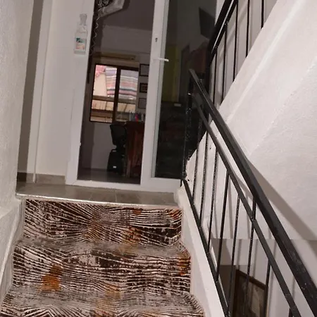 Yasmin Butik Мармарис